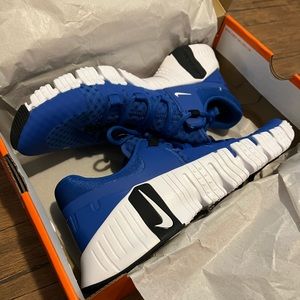 NIKE FREE METCON  5 TB